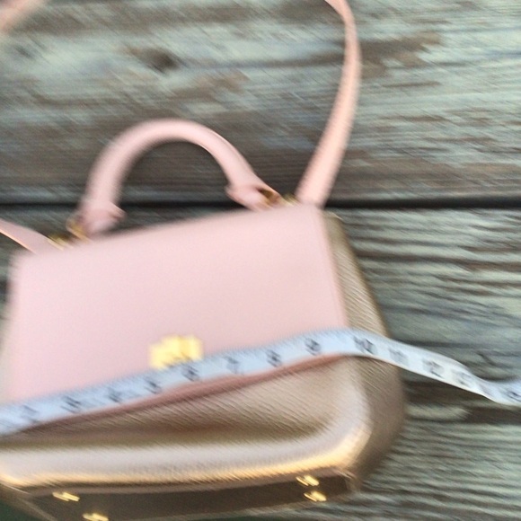 Ted Baker Pink / Gold Leather Handbag Crossbody Bag with Removable Strap - Picture 4 of 9